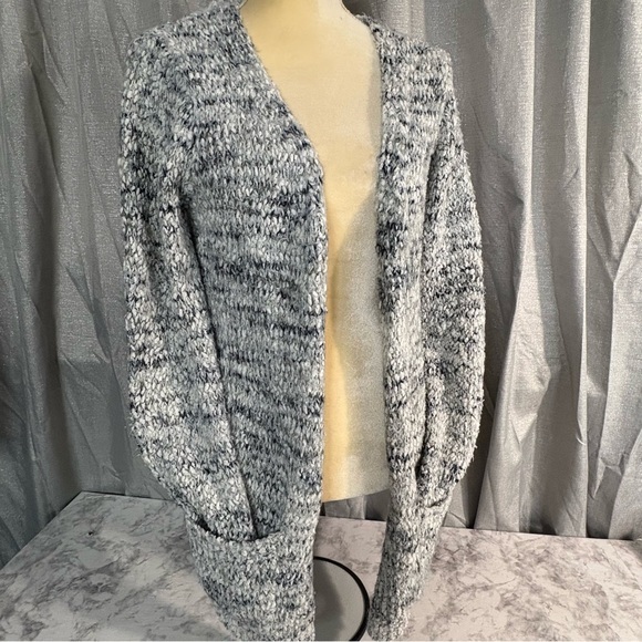 Madison Lilly Sherpa cardigan, Sherpa hoodie, woman’s sweater, size medium - Picture 1 of 16